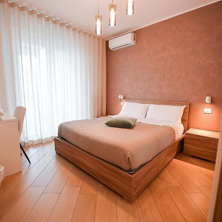 Hotel Karol Wojtyla Airport Bari Zewnętrze zdjęcie