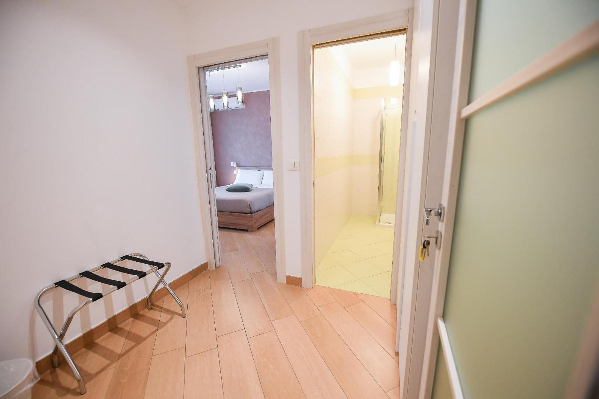 Hotel Karol Wojtyla Airport Bari Zewnętrze zdjęcie