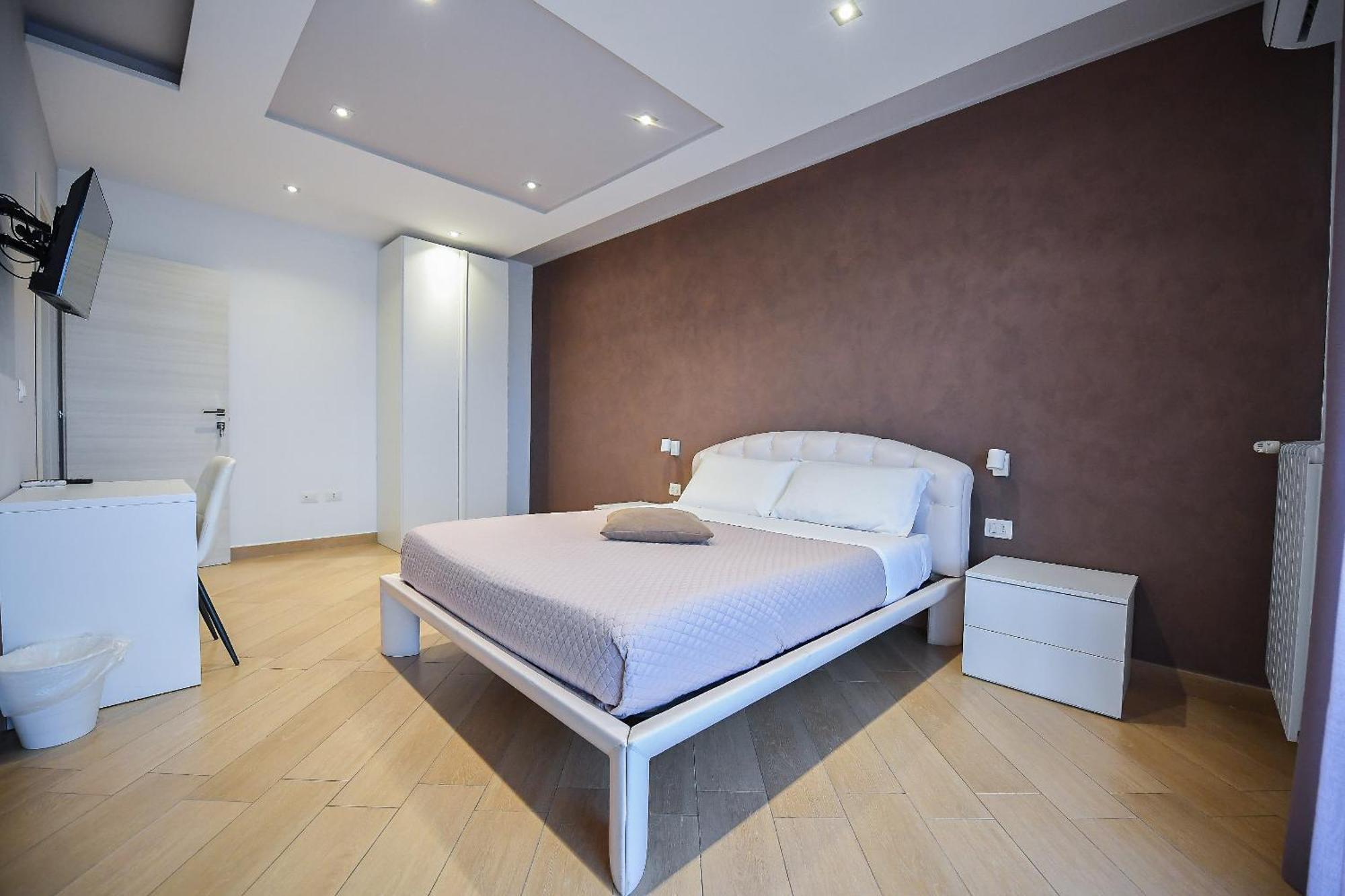 Hotel Karol Wojtyla Airport Bari Zewnętrze zdjęcie